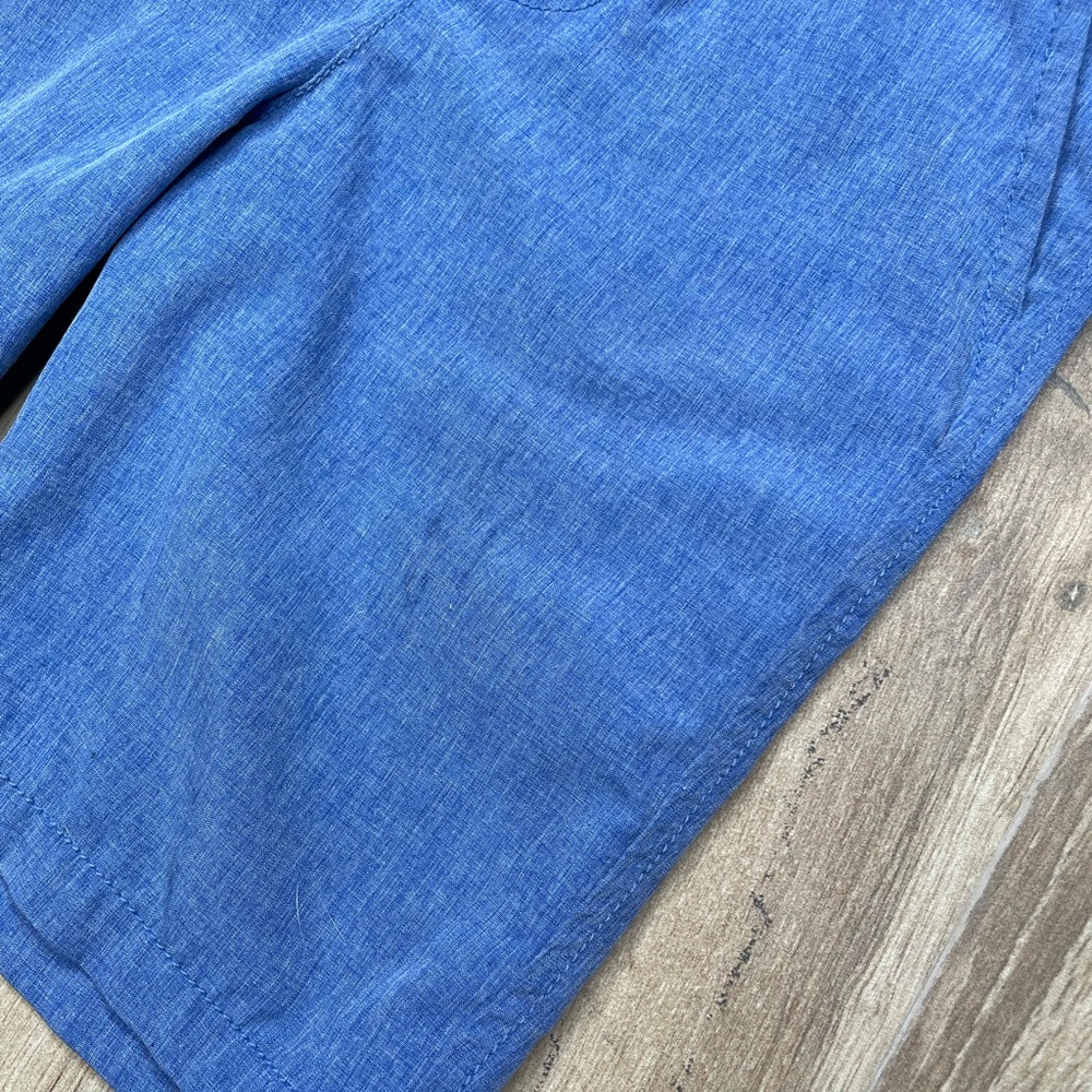 Boys Old Navy Blue adjustable drawstring waist shorts - Picture 4 of 7